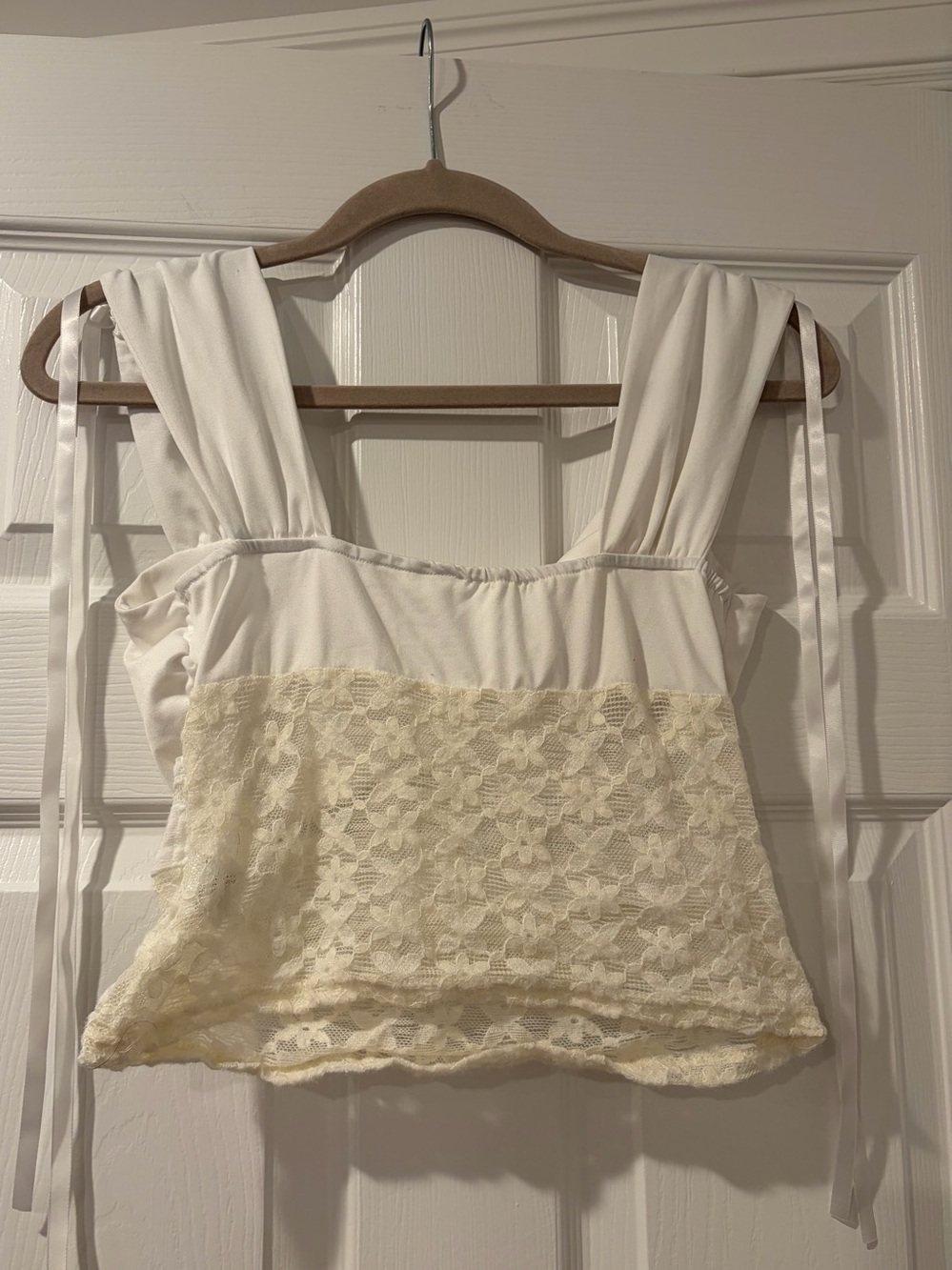 SHEIN Cream Lace-Trim Tank Camisole